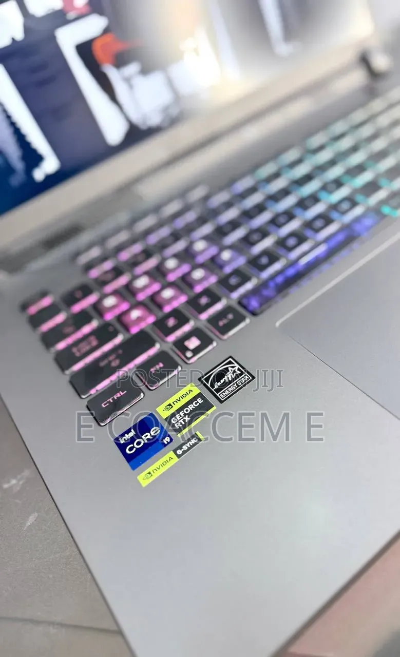 New Laptop Asus 16GB Intel Core i9 SSD 1T