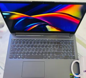 New Laptop Lenovo LOQ 15AHP10 16GB Intel Core i5 SSD 512GB