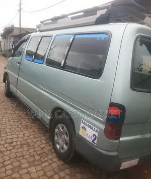 Toyota HiAce 1998