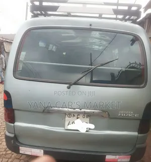 Toyota HiAce 1998