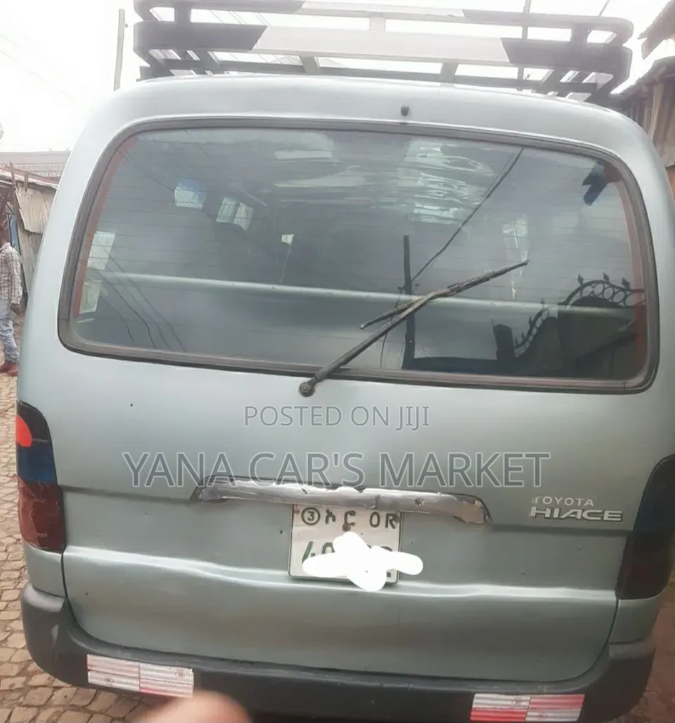 Toyota HiAce 1998