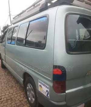 Toyota HiAce 1998
