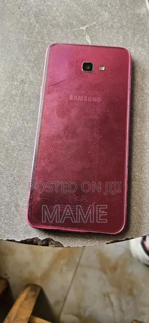 Samsung Galaxy J4 32 GB Red