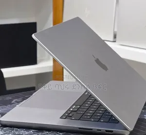 New Laptop Apple MacBook Pro 2021 M1 32GB Intel Core i9 SSD 512GB
