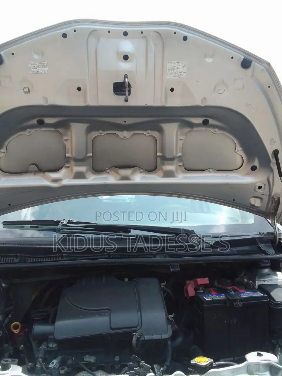 Toyota Yaris 2012 Silver