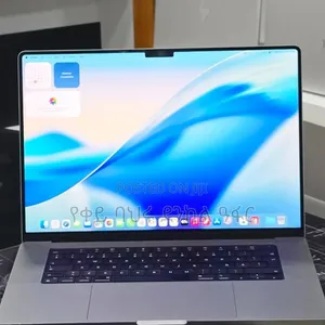 New Laptop Apple MacBook Pro 2024 M4 16GB Intel Core i7 SSD 512GB