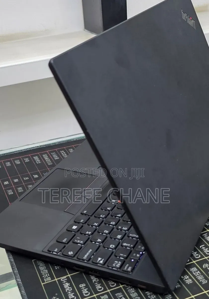 New Laptop Lenovo ThinkPad X1 Yoga 16GB Intel Core i7 SSD 512GB