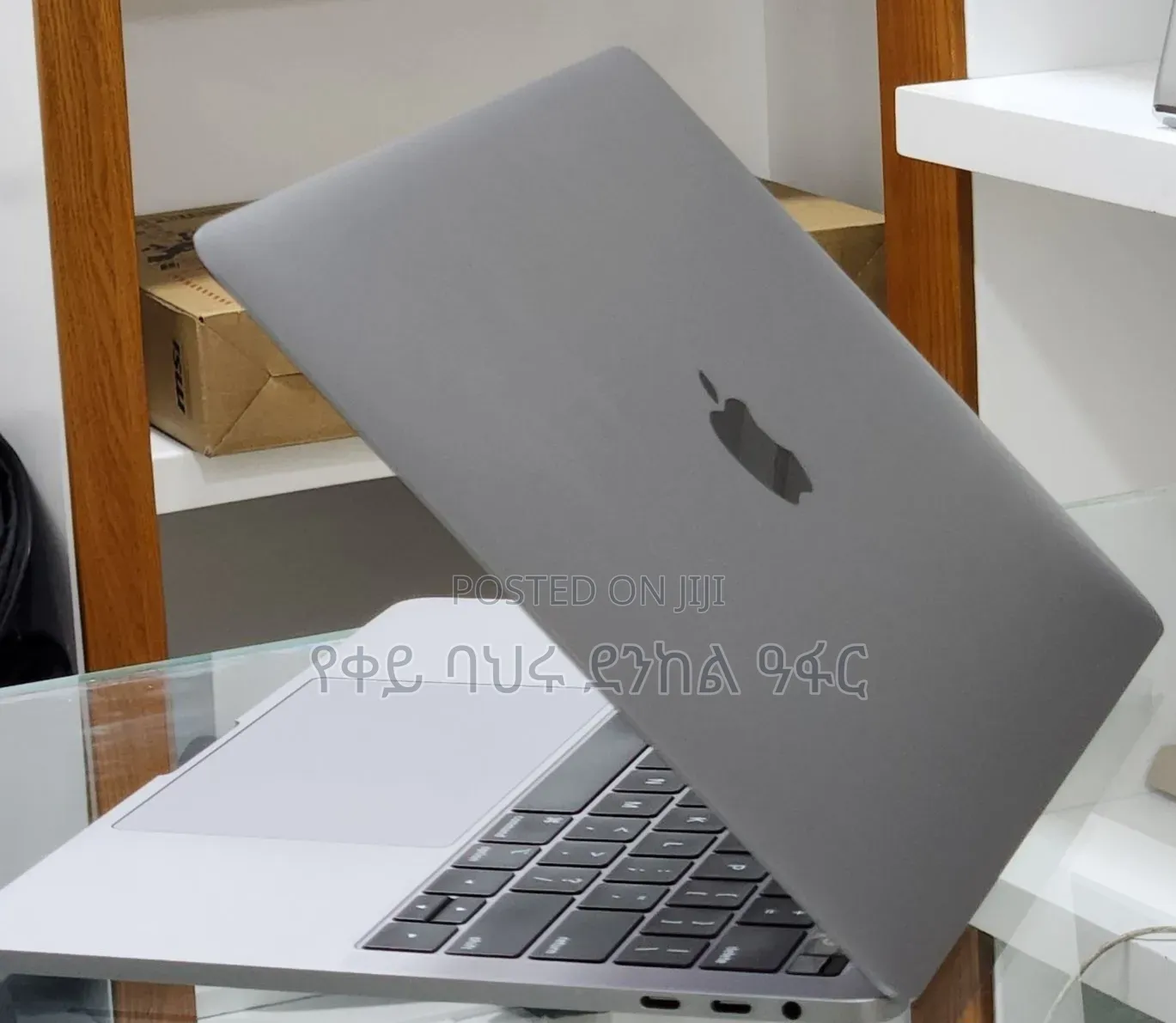 New Laptop Apple MacBook Pro 2019 16GB Intel Core i7 SSD 512GB