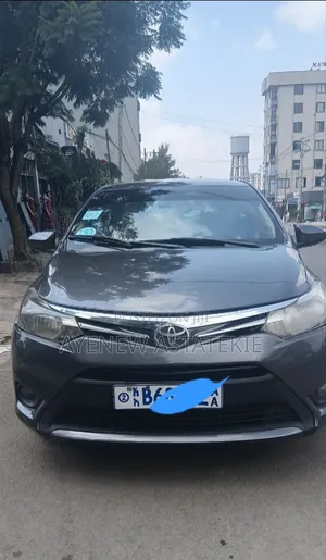 Toyota Yaris 2015 Matt Black