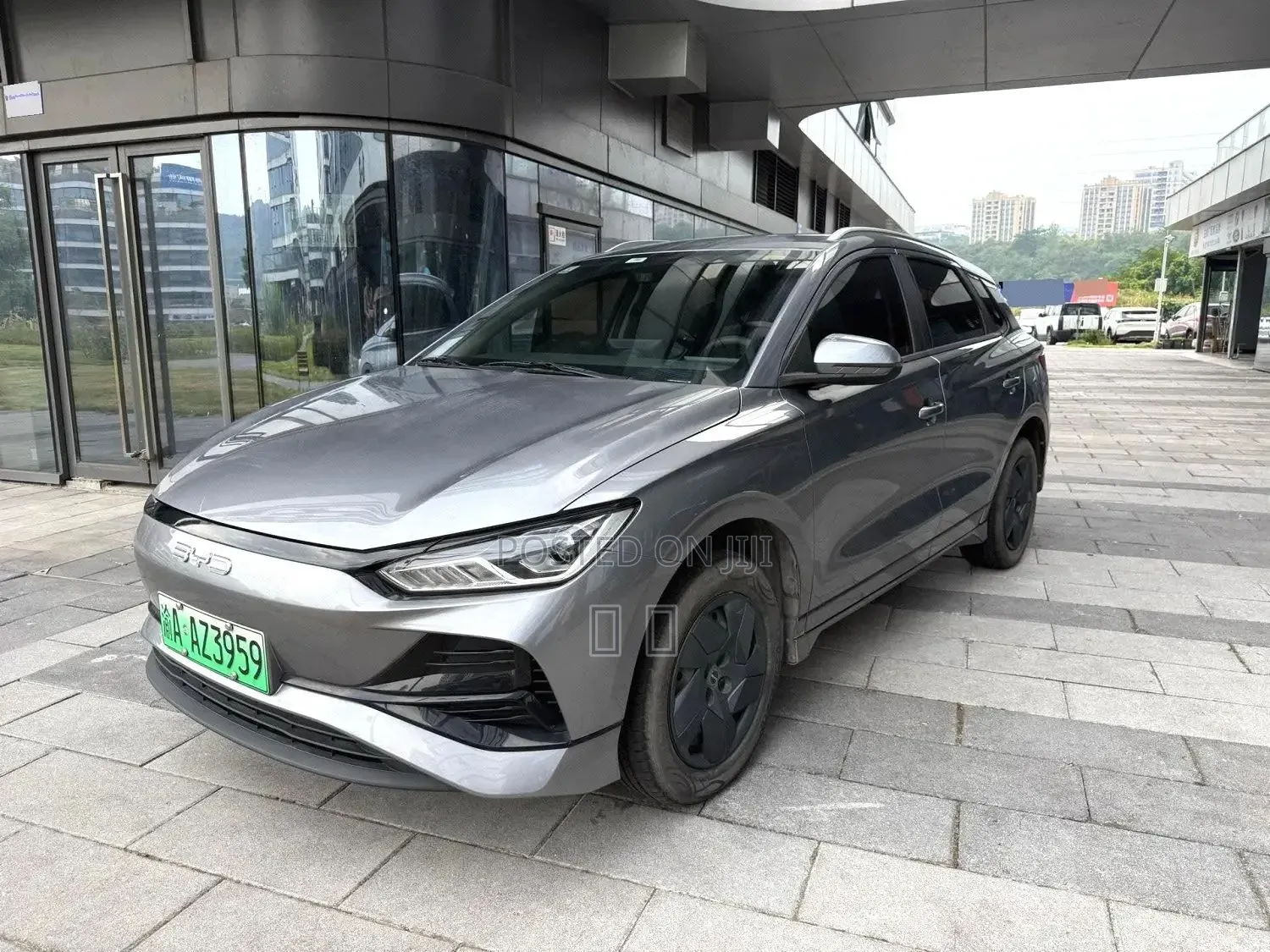 BYD E2 43 kWh 94 hp FWD 2024 Gray