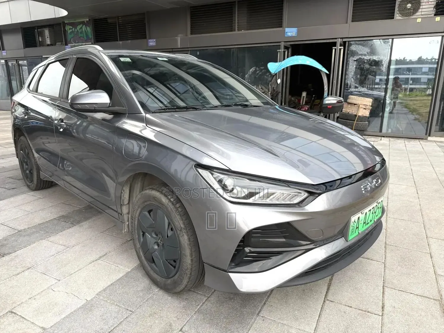 BYD E2 43 kWh 94 hp FWD 2024 Gray