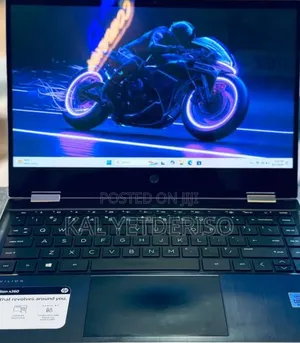 New Laptop HP Pavilion 10 8GB Intel Core i3 SSD 256GB