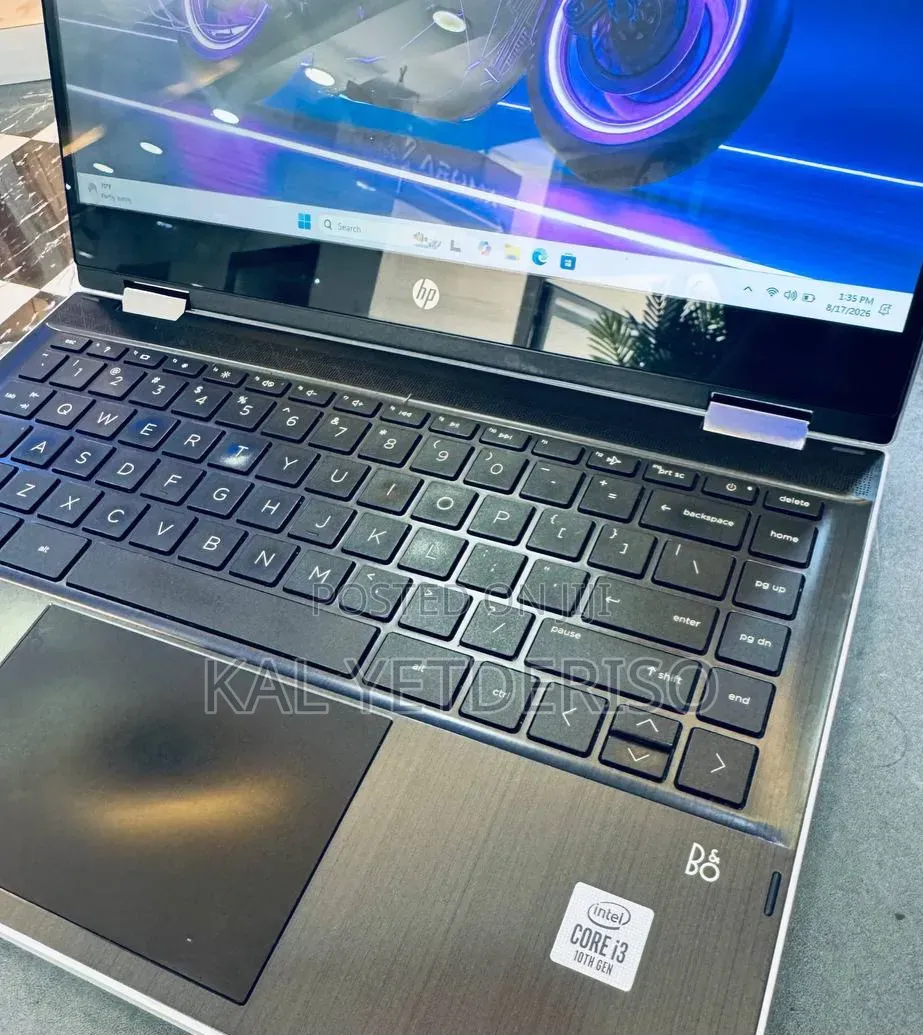 New Laptop HP Pavilion 10 8GB Intel Core i3 SSD 256GB