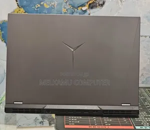 New Laptop Lenovo Legion 7 16GB AMD Ryzen 7 SSD 512GB