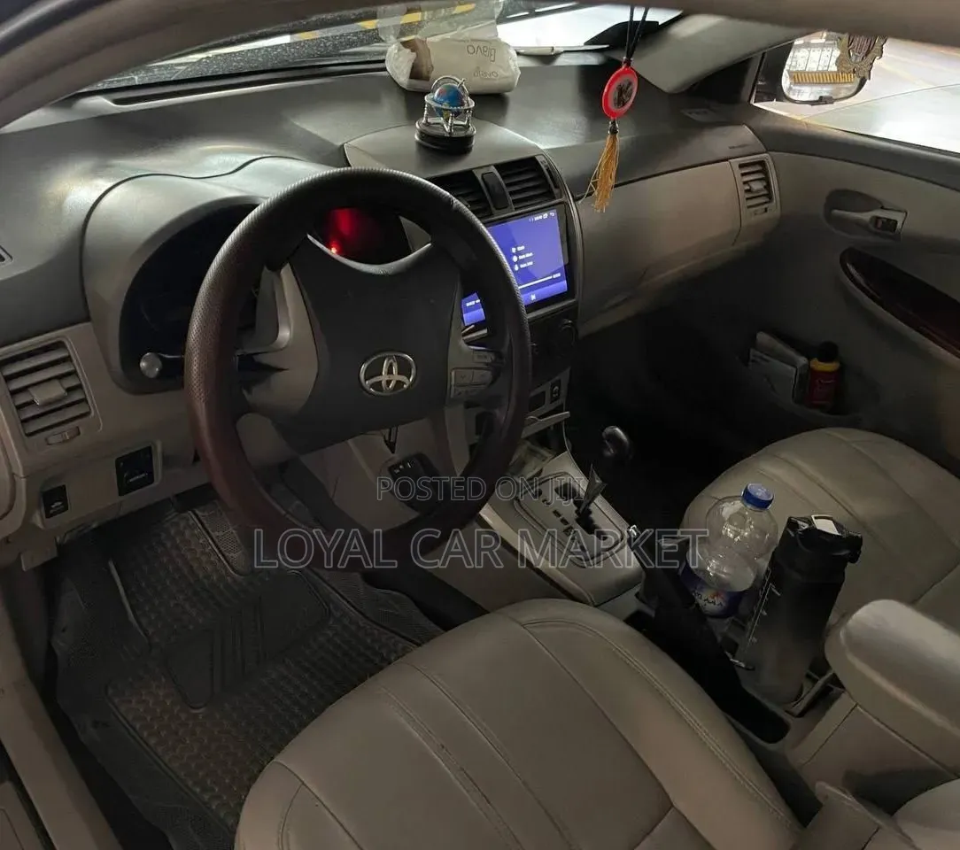 Toyota Corolla 2008 Gray
