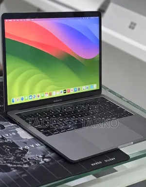 New Laptop Apple MacBook Pro 2020 M1 16GB Apple M1 Pro SSD 512GB