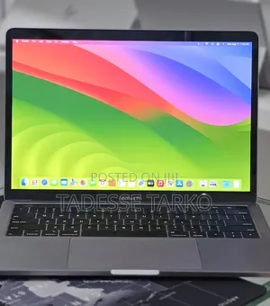 New Laptop Apple MacBook Pro 2020 M1 16GB Apple M1 Pro SSD 512GB