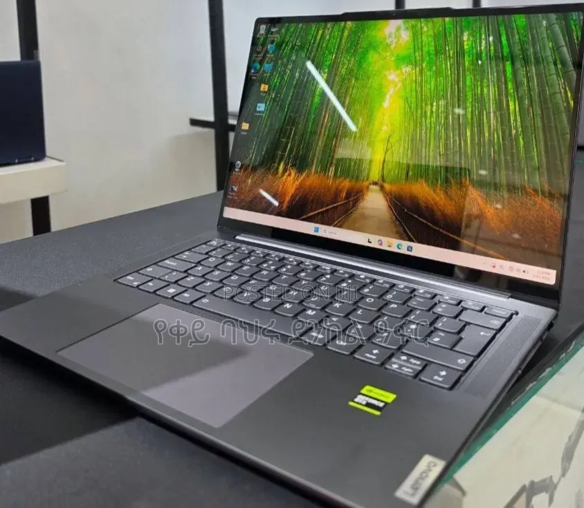 New Laptop Lenovo ThinkPad Yoga 32GB AMD Ryzen 7 SSD 512GB
