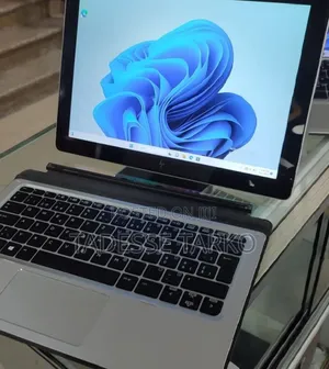 New Laptop HP X2 8GB Intel Core i5 SSD 128GB