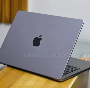 New Laptop Apple MacBook Pro 2021 M1 32GB Apple M1 Pro SSD 512GB