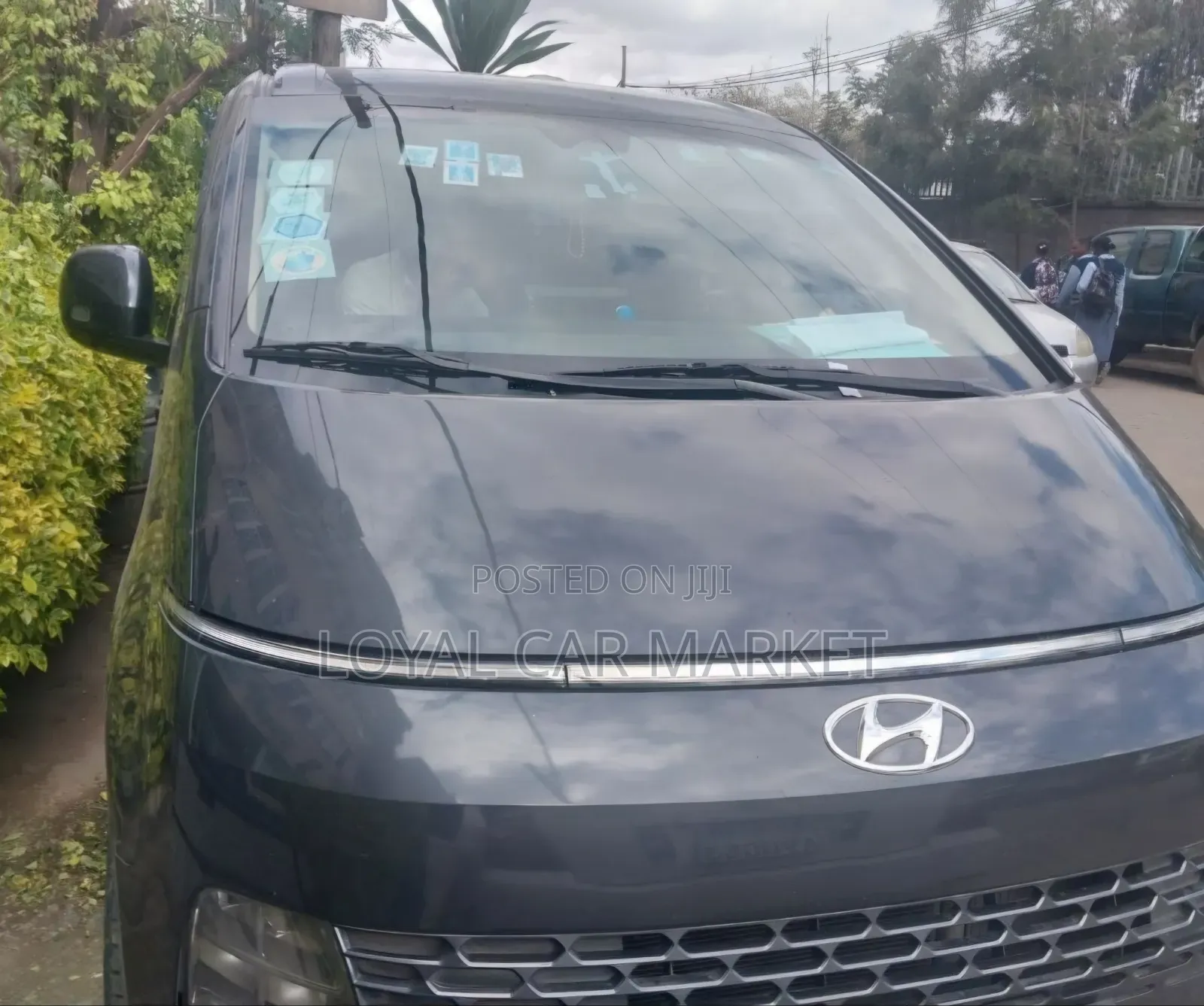Hyundai Staria 2023 Gray