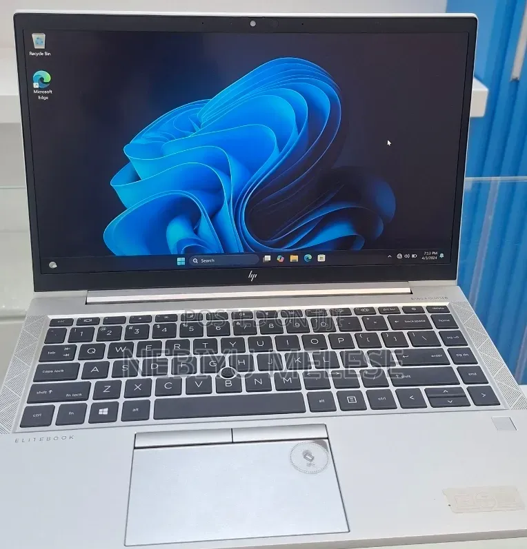 New Laptop HP EliteBook 840 G7 16GB Intel Core i5 SSD 512GB