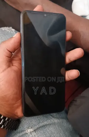 Infinix Hot 30i 128 GB Black