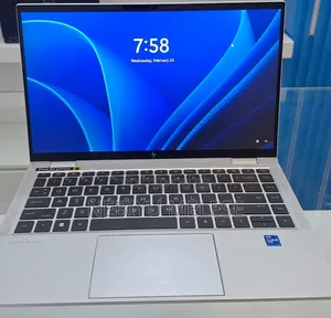 New Laptop HP EliteBook 1040 G8 16GB Intel Core i7 SSD 512GB