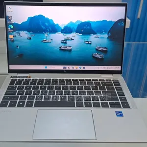 New Laptop HP EliteBook 1040 G8 16GB Intel Core i7 SSD 512GB