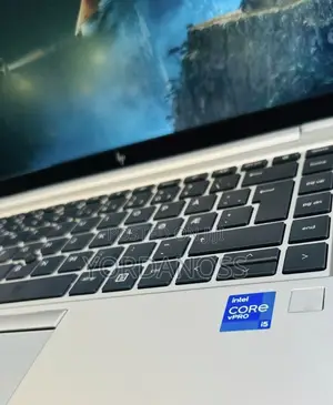 New Laptop HP EliteBook 840 G8 8GB Intel Core i5 SSD 512GB