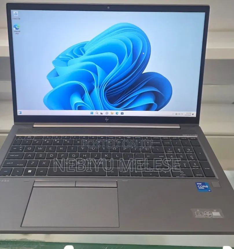 New Laptop HP ZBook Fury 15 G8 16GB Intel Core i7 SSD 512GB