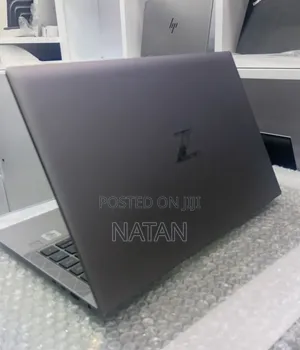 New Laptop HP ZBook Firefly 14 G7 16GB Intel Core i7 SSD 512GB