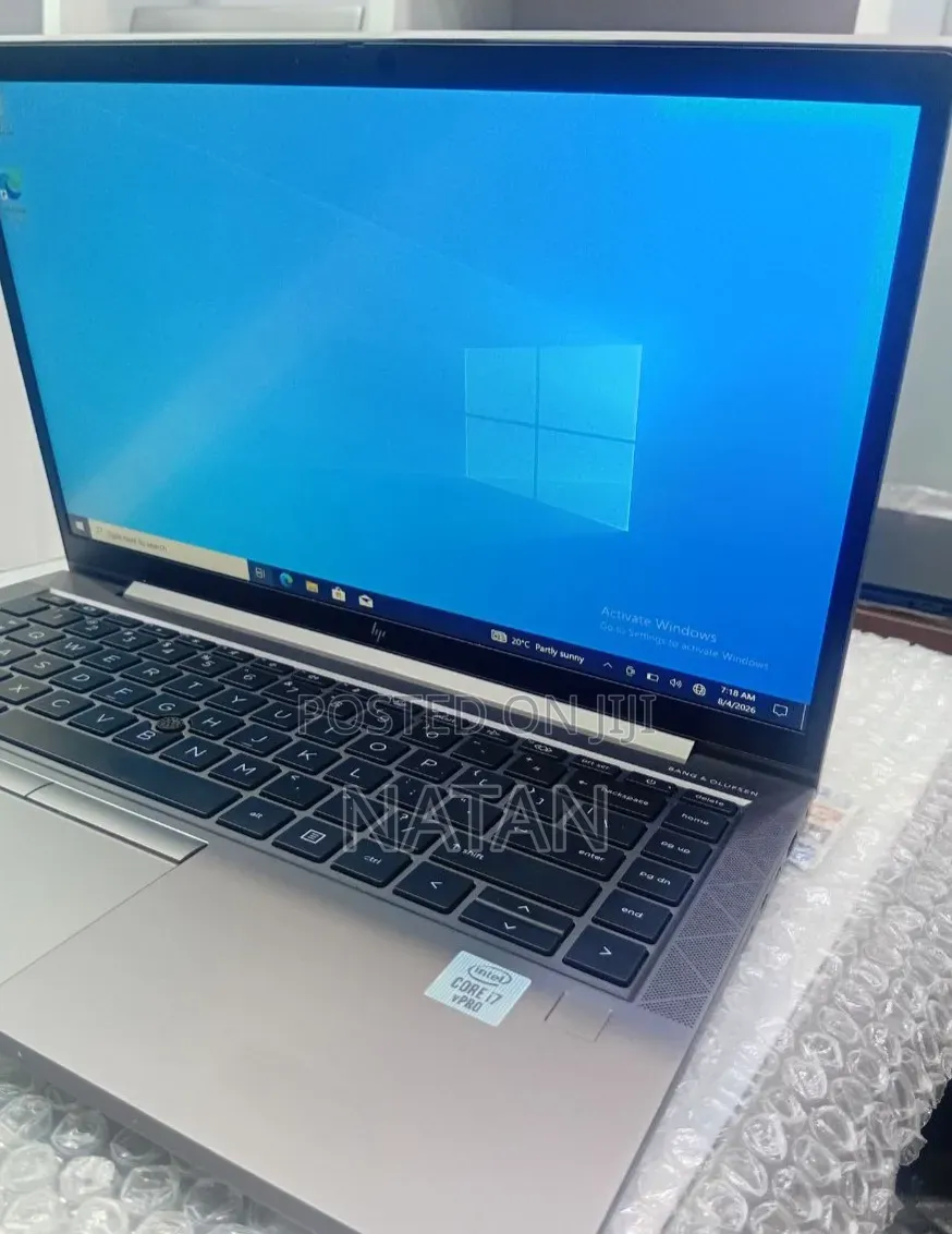 New Laptop HP ZBook Firefly 14 G7 16GB Intel Core i7 SSD 512GB