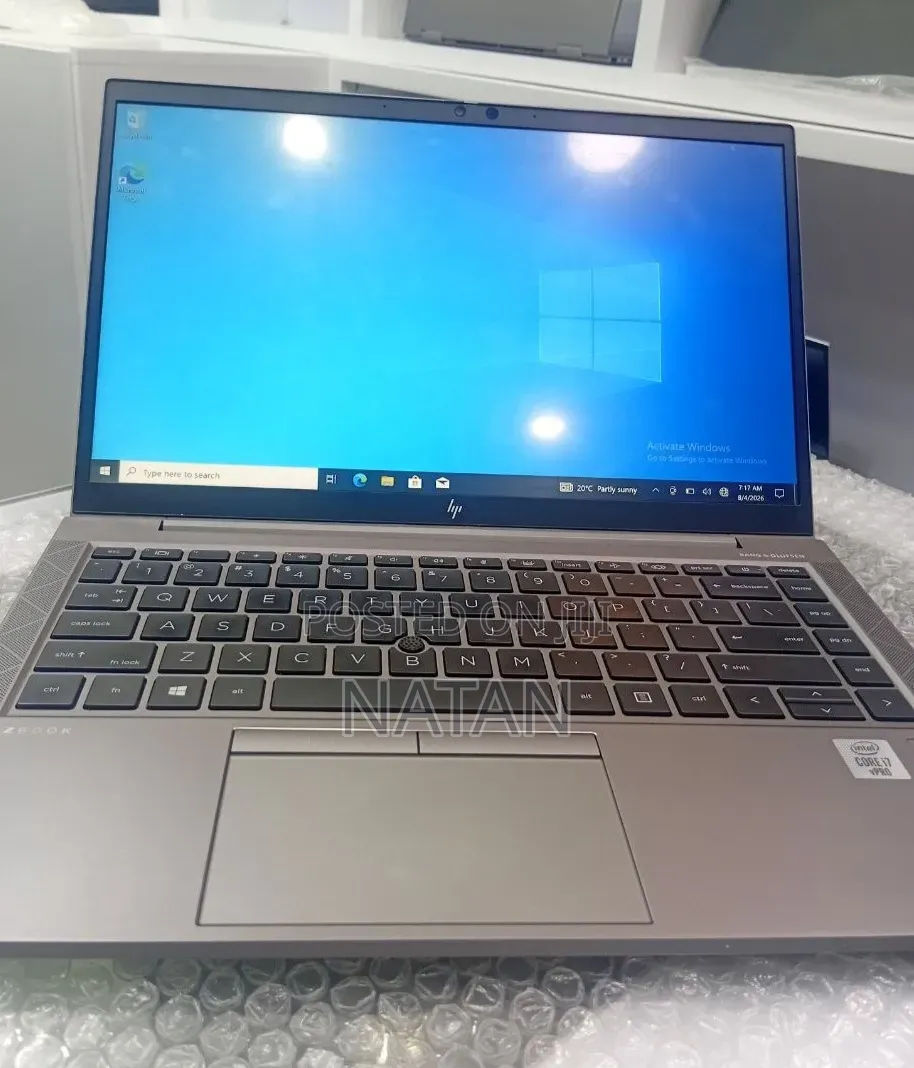 New Laptop HP ZBook Firefly 14 G7 16GB Intel Core i7 SSD 512GB