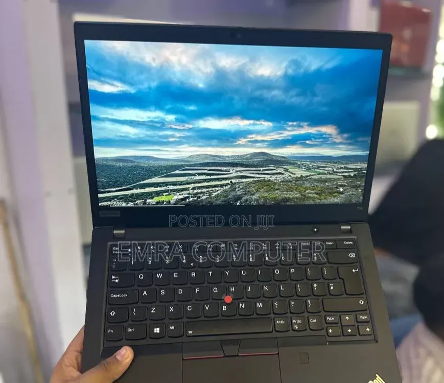 New Laptop Lenovo ThinkPad T14 16GB Intel Core i5 SSD 256GB