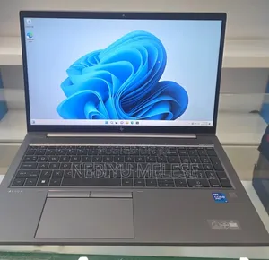 New Laptop HP Victus 15 16GB Intel Core i7 SSD 1T