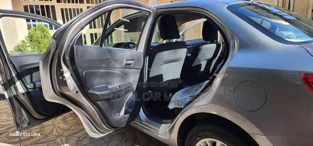 Suzuki Dzire 2022 Gray
