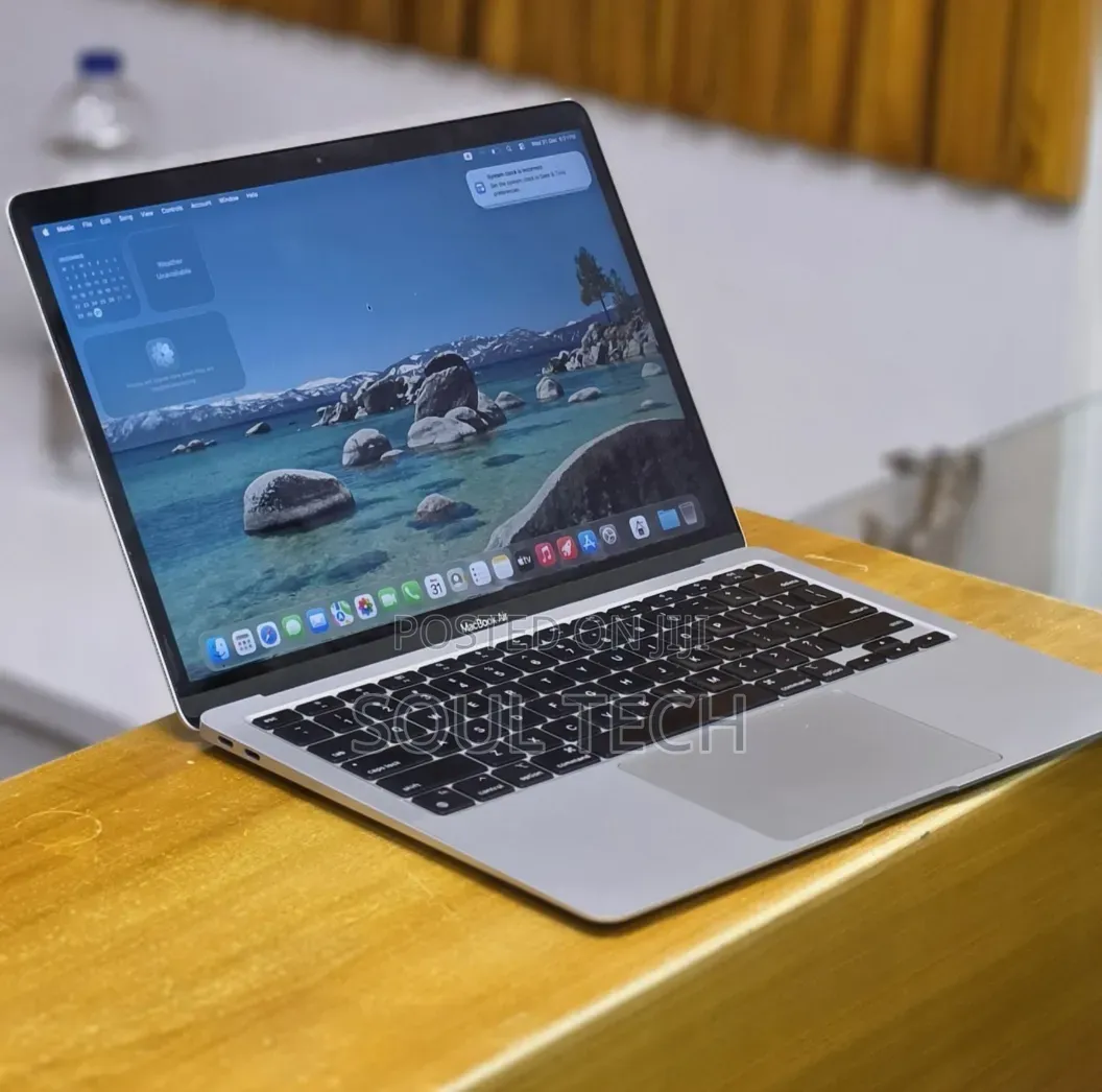 New Laptop Apple MacBook Air 2020 M1 8GB Apple M1 SSD 256GB