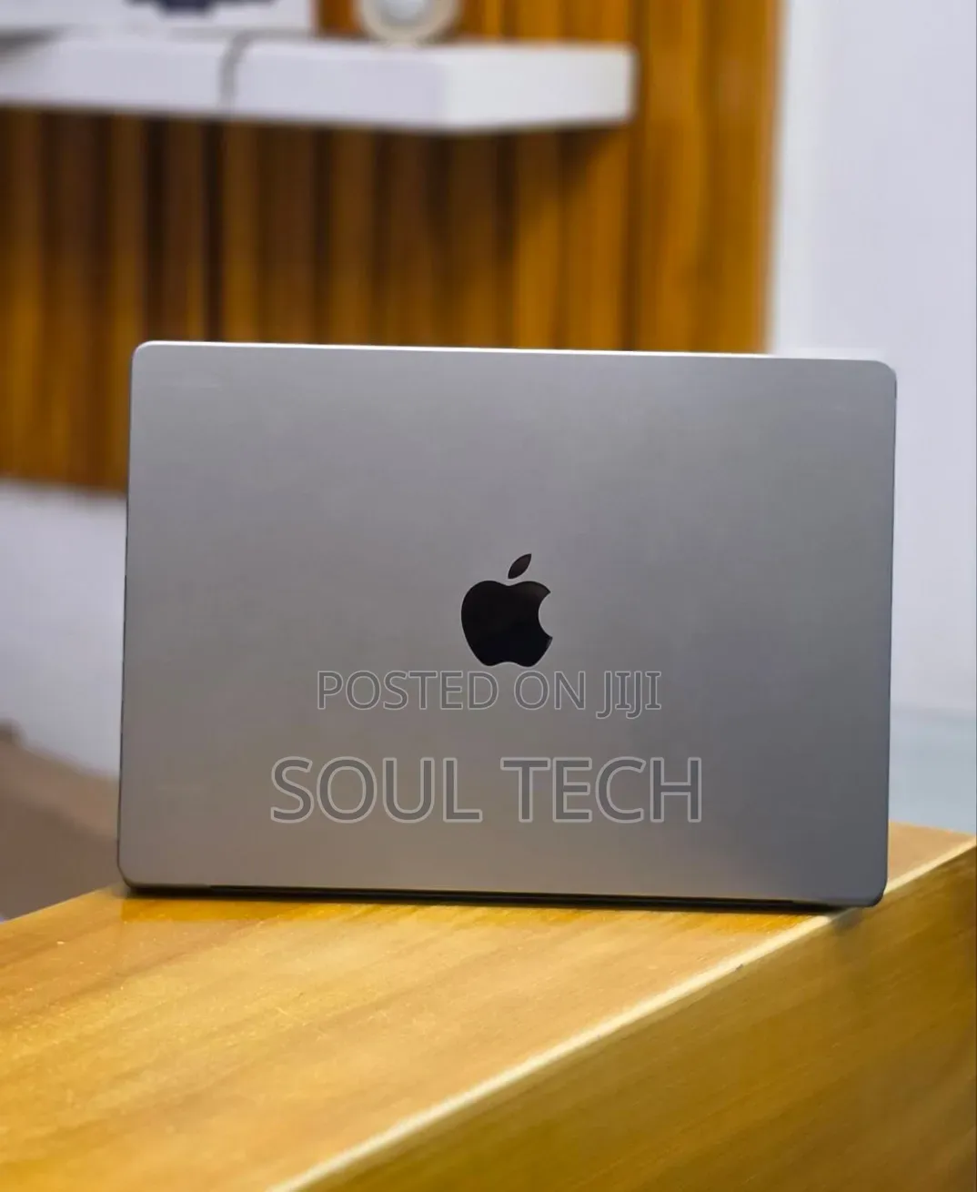 New Laptop Apple MacBook Pro 2021 M1 32GB Apple M1 Pro SSD 512GB