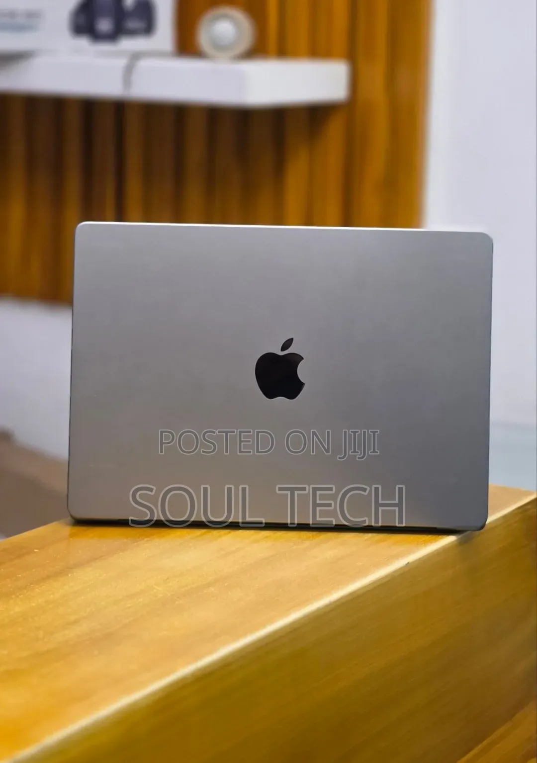 New Laptop Apple MacBook Pro 2021 M1 32GB Apple M1 Pro SSD 512GB