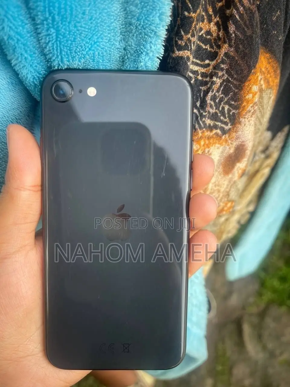 Apple iPhone SE (2020) 64 GB Black