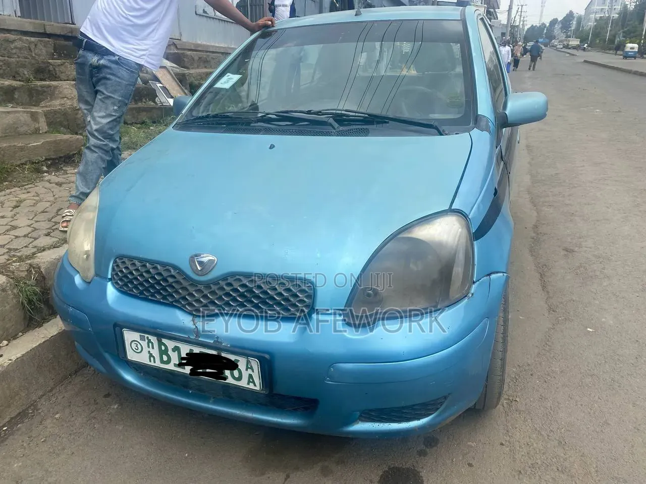Toyota Vitz 2002 Blue