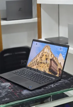 New Laptop Dell Latitude 7420 16GB Intel Core i5 SSD 512GB