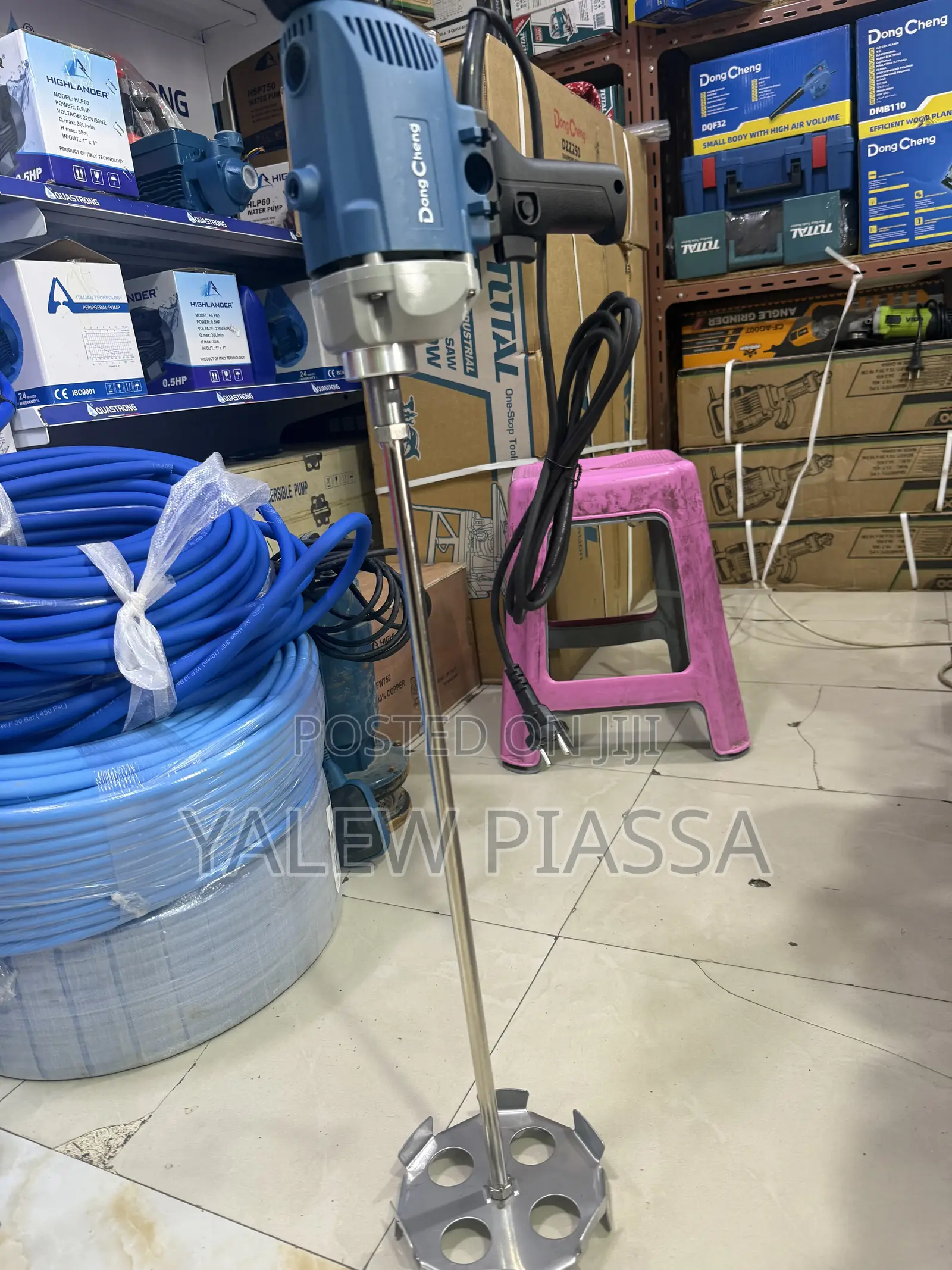 Dong Cheng DQU160B (Q1u-Ff-160b) Electric Mixer, An