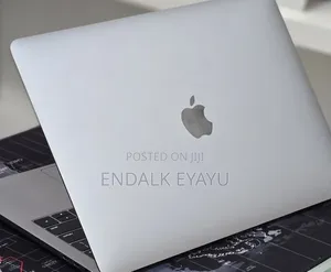 New Laptop Apple MacBook Pro 2020 M1 16GB Apple M1 Pro SSD 512GB