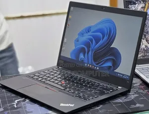 New Laptop Lenovo ThinkPad T14 16GB Intel Core i7 SSD 512GB