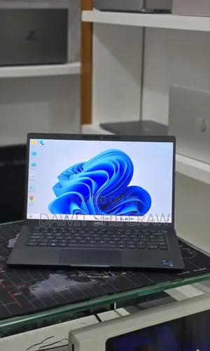 New Laptop Dell Latitude 7420 16GB Intel Core i5 SSD 512GB