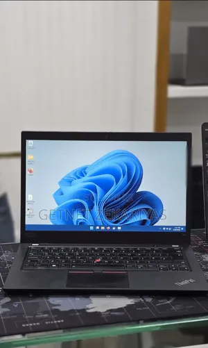 New Laptop Lenovo ThinkPad T14 G4 16GB Intel Core i7 SSD 512GB
