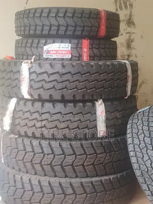 8.25 R16 Car Tyre Ovation Brand Car Tyre 16pr