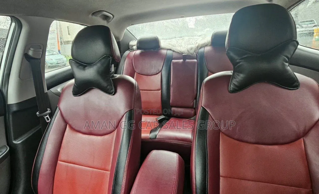 Hyundai Elantra 2015 Silver